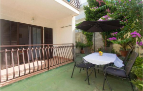 Cozy Apartment In Podstrana With Wifi
